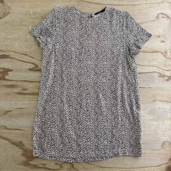 Jenni Kayne Dresses & Skirts - jennie kayne Animal Print Shirt Dress Size S 100% Cotton